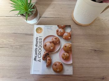 - Livre Mes petits desserts a croquer   - Neuf