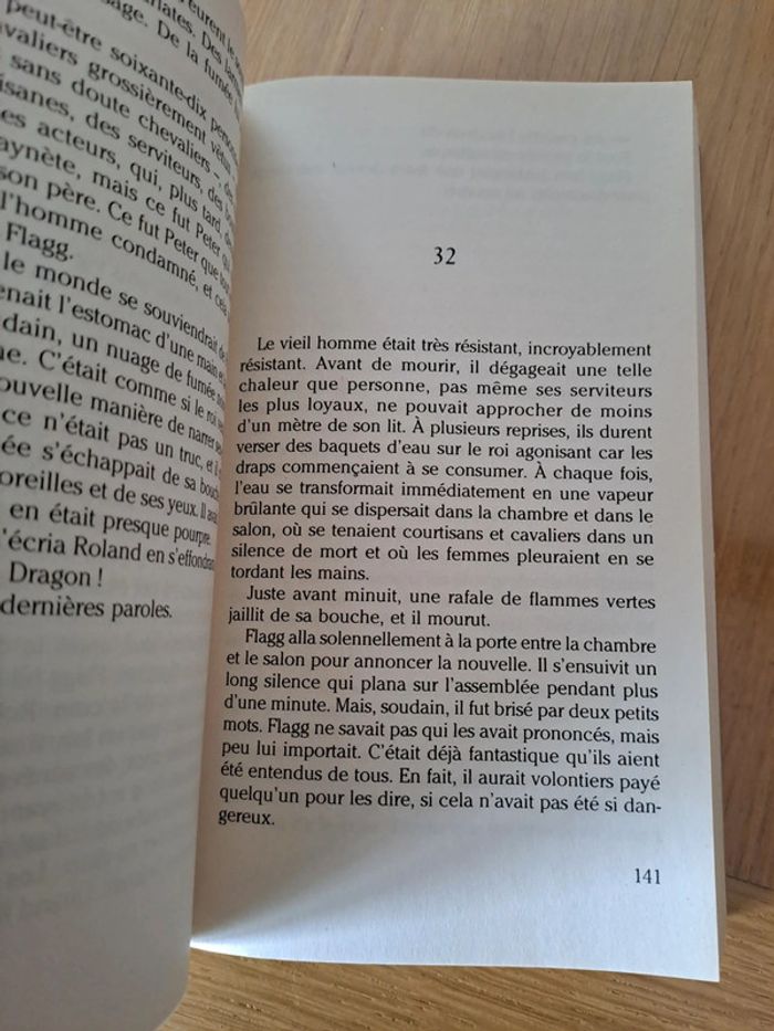 Livre "Les yeux du dragon " Stephen King - photo numéro 2