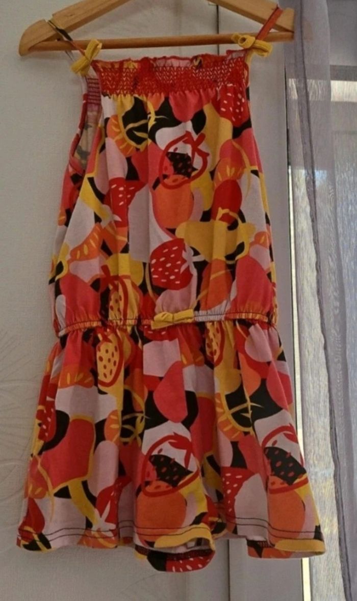 Lot robes 5 ans - photo numéro 7