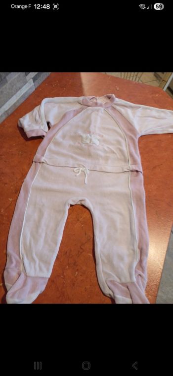 Pyjama bébé taille 12 mois