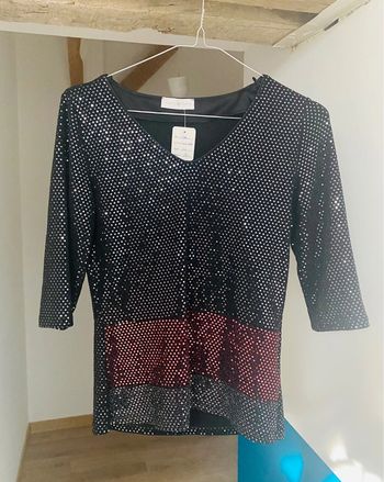 Tshirt à paillette taille 34 cache cache