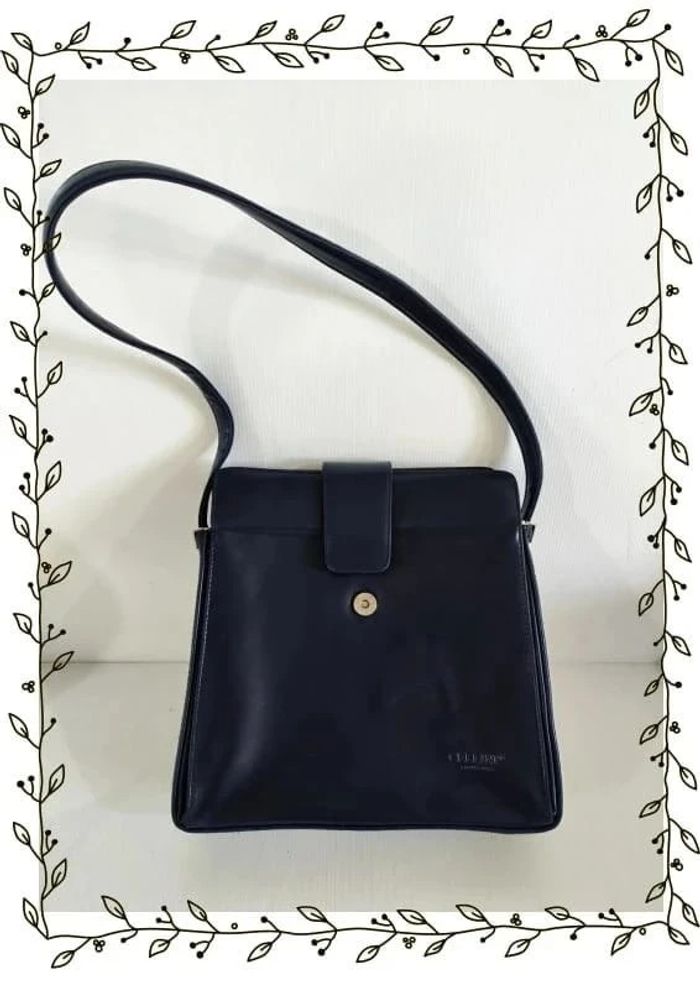 Sac à bandoulière bleu marine Cellini, bon état mais petites traces 26x28cm