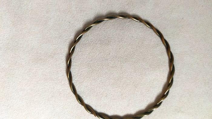 Bracelet rigide torsadé – Collection Sable & Ébène - photo numéro 10
