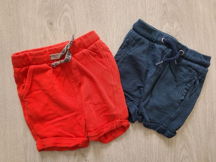 Lot 2 shorts 3mois