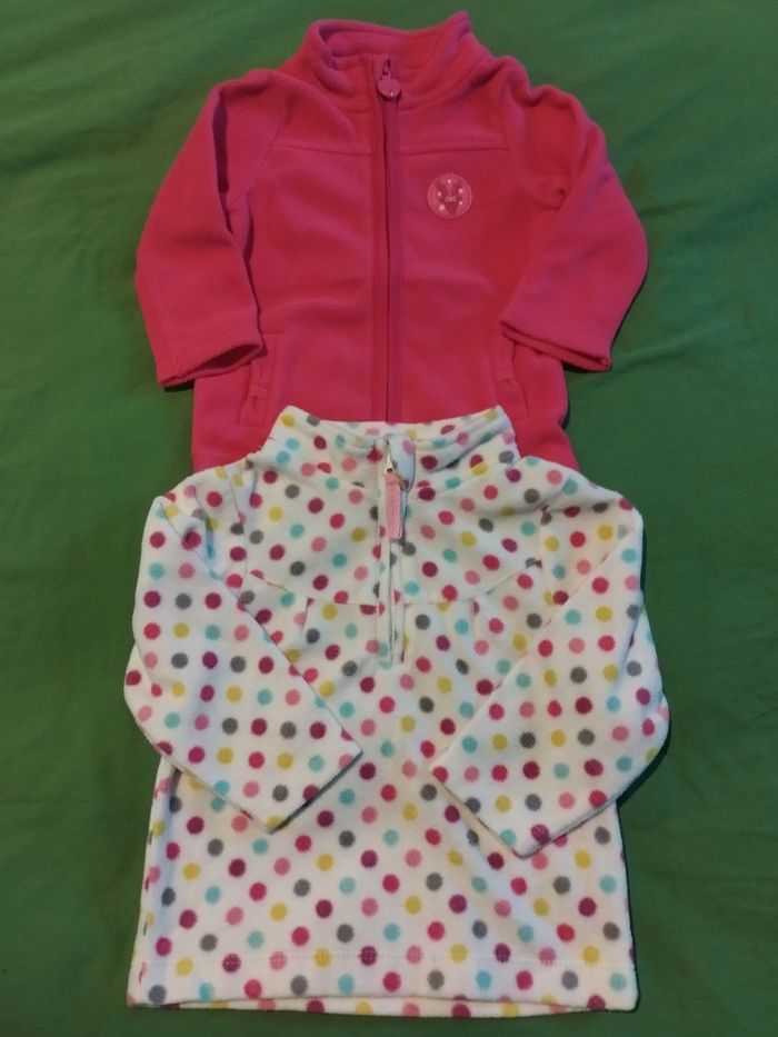 Lot de deux polaires pour fille 9 mois