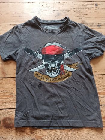 T-shirt pirates 6 ans