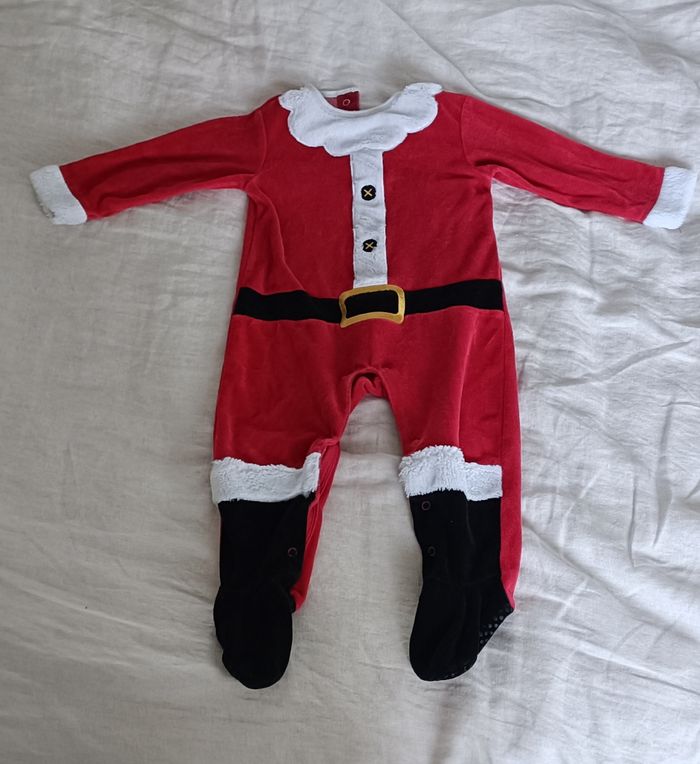 Pyjama père noël primark 18 mois