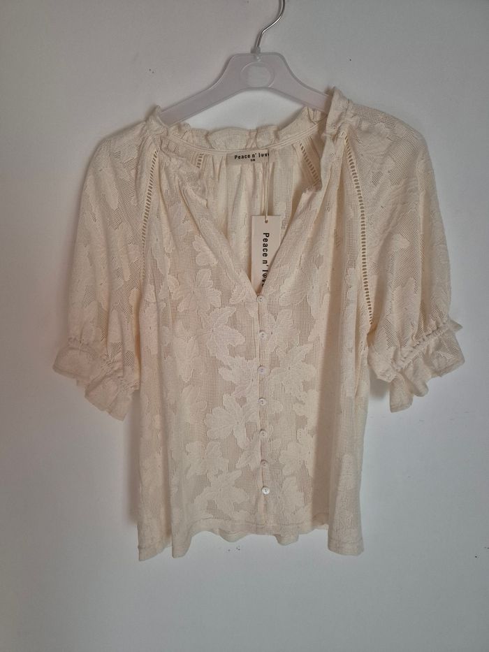 Blouse en broderie - photo numéro 2