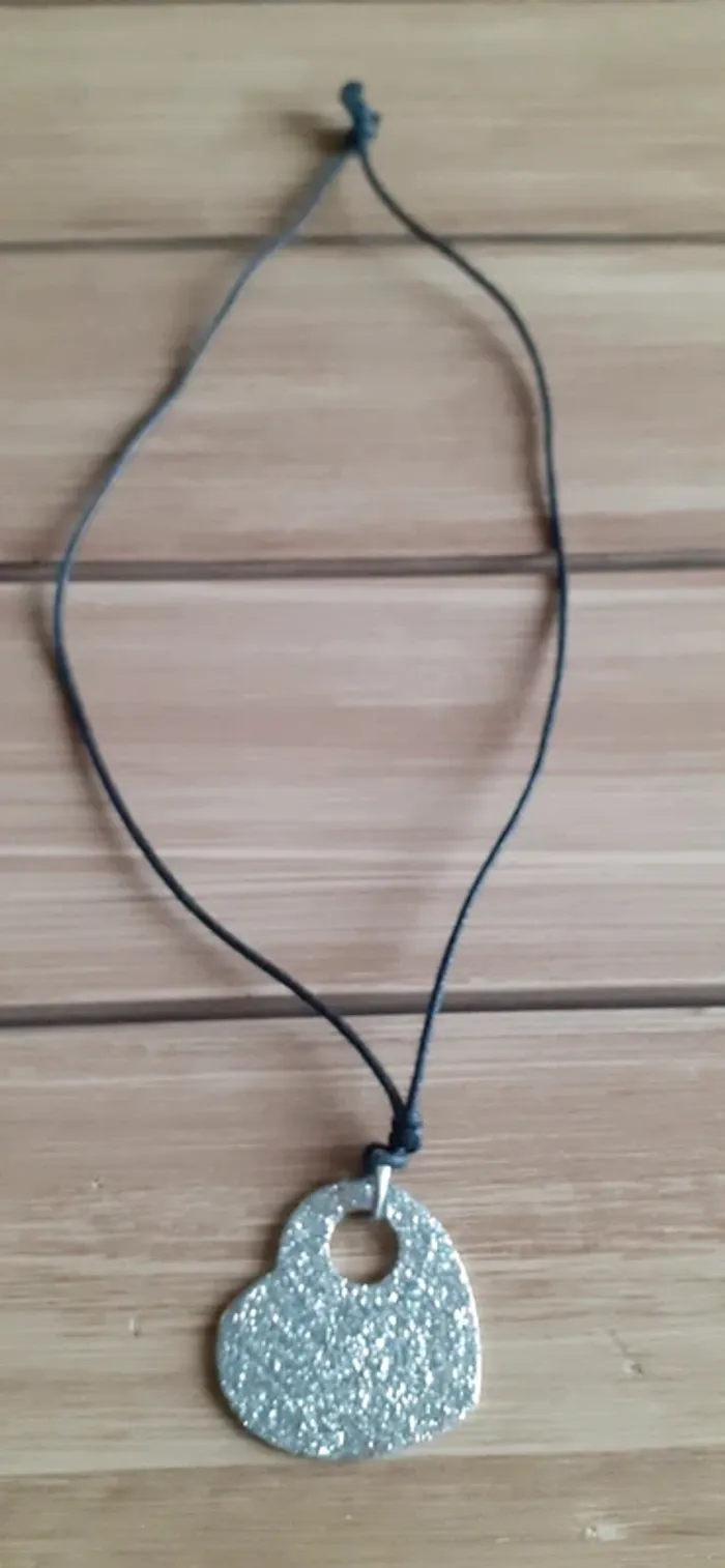 Joli pendentif coeur. - photo numéro 5