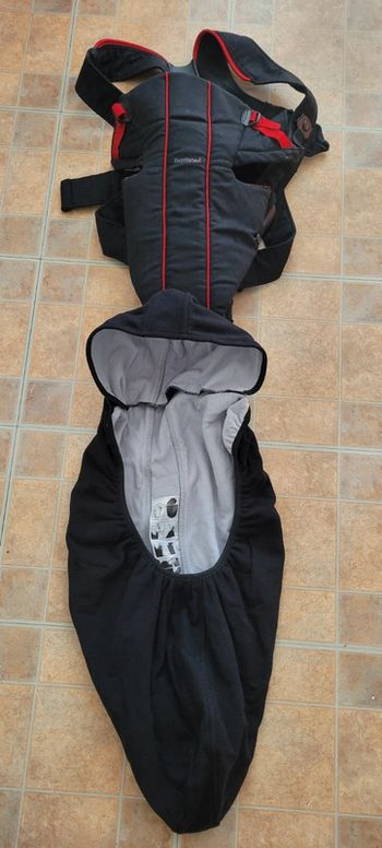 Porte bébé avec cape offert