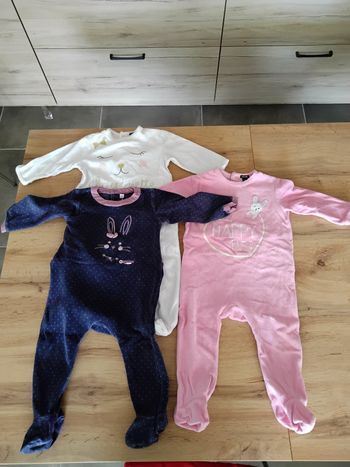Lot pyjamas 18 mois