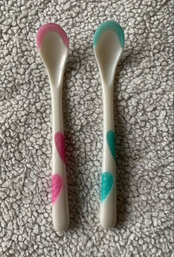 Lots de 2 cuillères thermosensibles Nuby