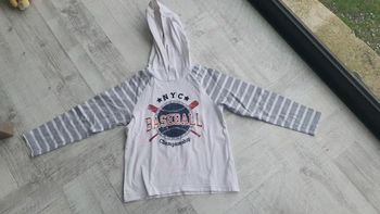 Tee-shirt manches longues Taille 8 ans