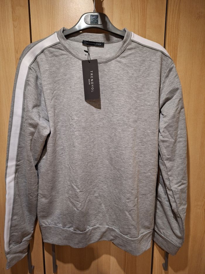 Sweatshirt gris chiné neuf Trendyol S