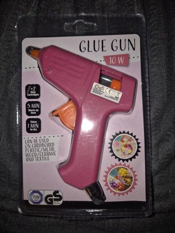 Pistolet à colle 10W rose – neuf sous blister 🎀