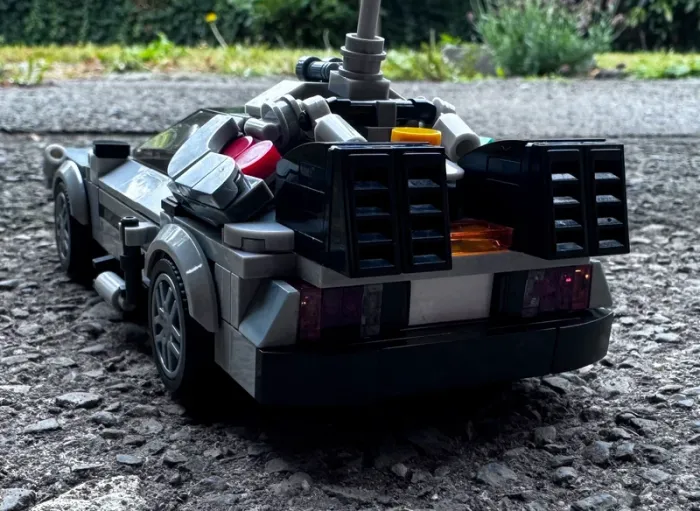 Dolorean Back to the future en briques - photo numéro 2