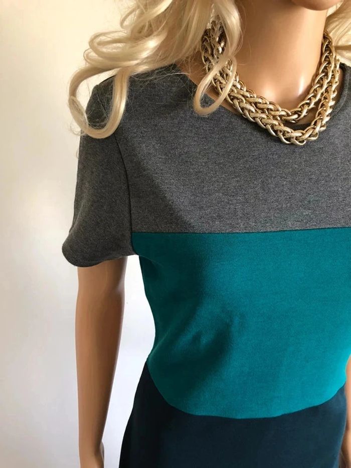 Robe grise et verte à manches courtes WE taille L jamais portée - photo numéro 5