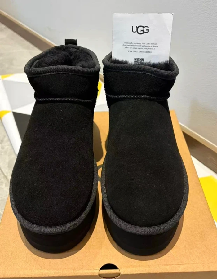Ugg ultra mini taille 37 - photo numéro 3