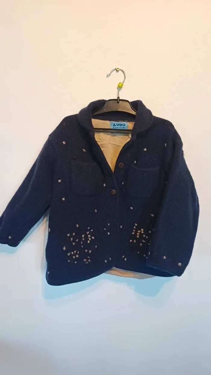 Manteau bleu nuit 6 ans – 100% laine mixte – Très bon état