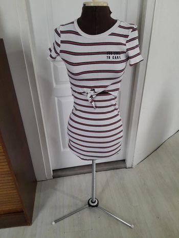 Petite robe été rayé cache cœur Bershka S