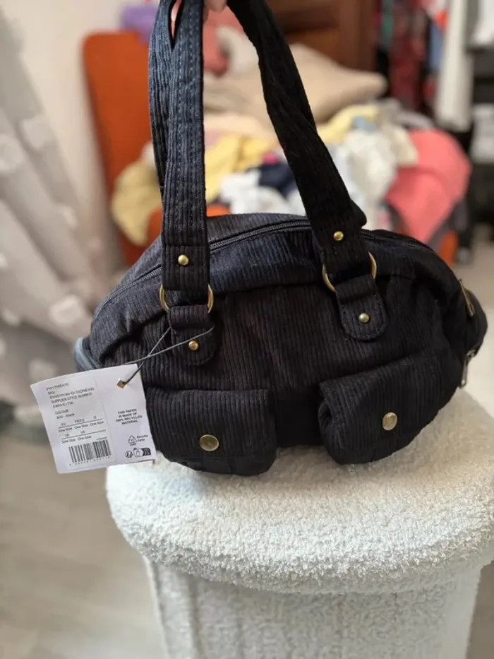 Sac à main noir en velours côtelé - photo numéro 2