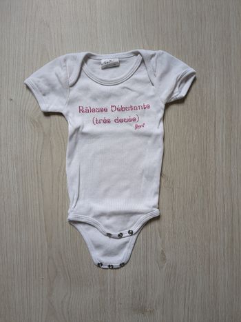 Body 3 mois M'enfin Râleuse débutante