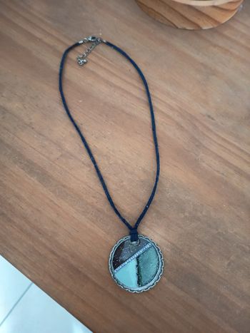 Collier année 90