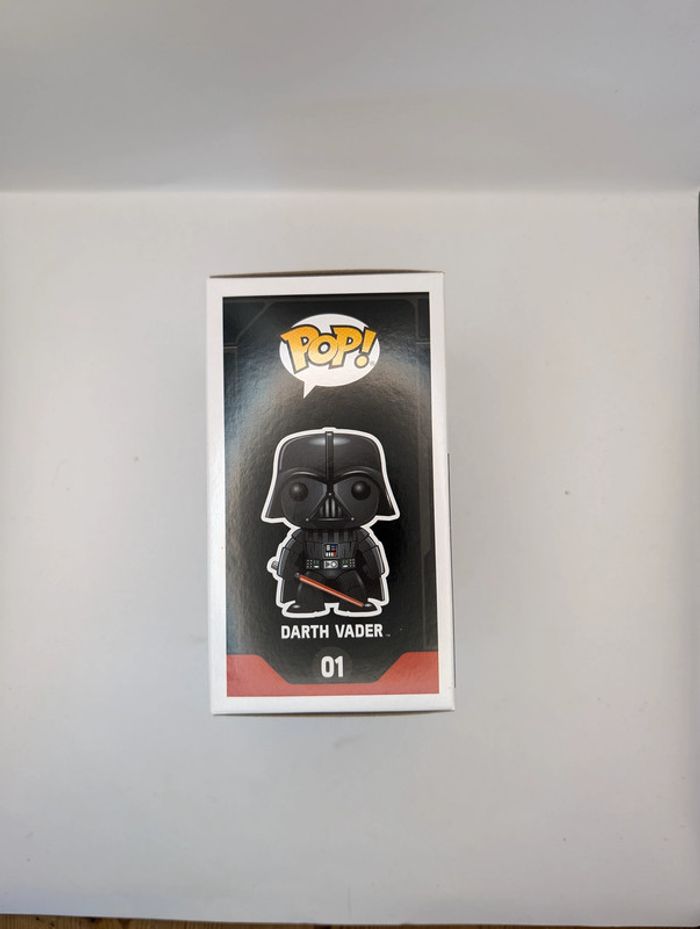 Funko Pop : Star Wars 01 - Dark Vador - photo numéro 4