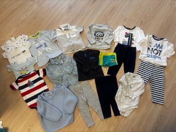 Lot vêtements bébé garçon 12 mois
