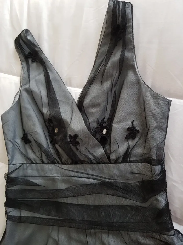 Robe de fêtes 38 effet drapé - photo numéro 5