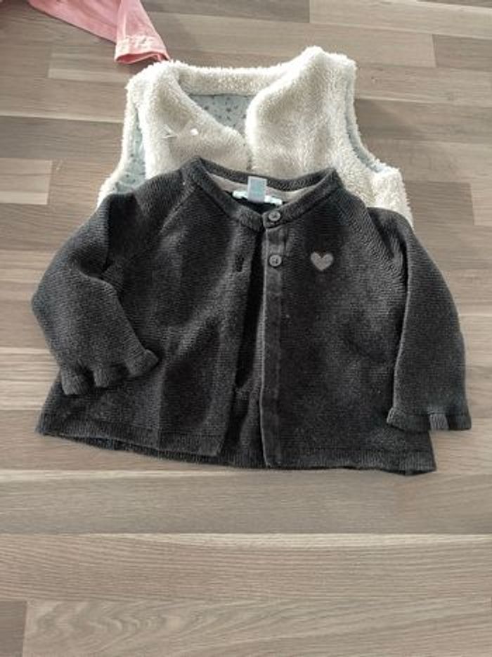 Lot fille 9 mois 41 pièces - photo numéro 3