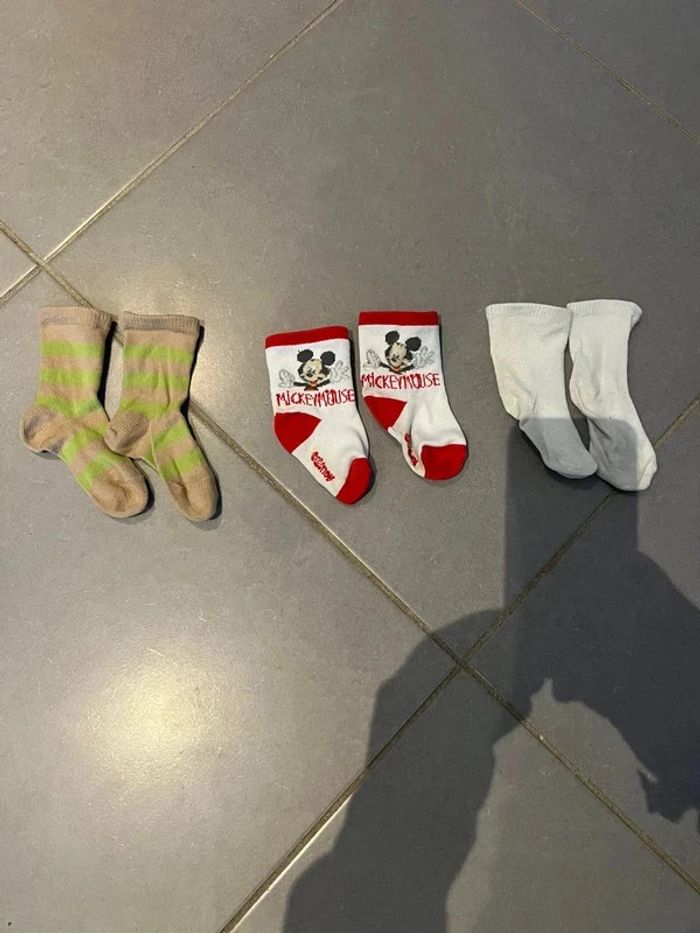 Lot de 3 paires de chaussettes - Mickey mouse - Blanc, rouge, noire, beige & vert - 19/22