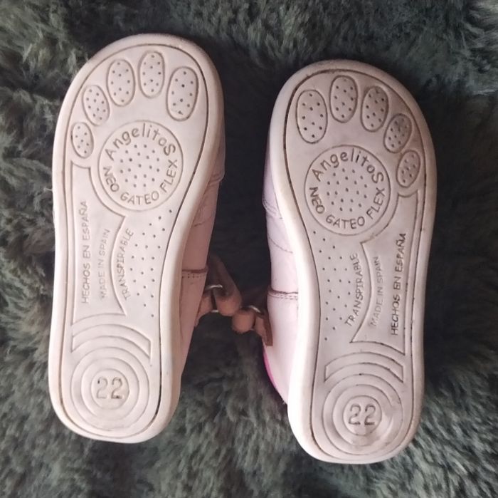 Paire de chaussure pointure 22 - photo numéro 7