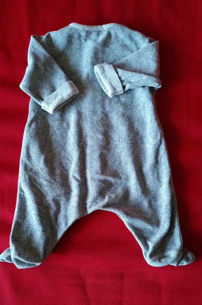Pyjama 3 mois - photo numéro 2