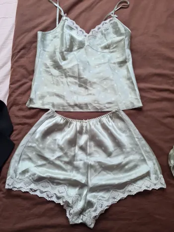 Ensemble lingeries 3 pièces