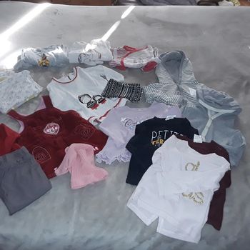Lot vêtements bébé fille 6 mois hiver