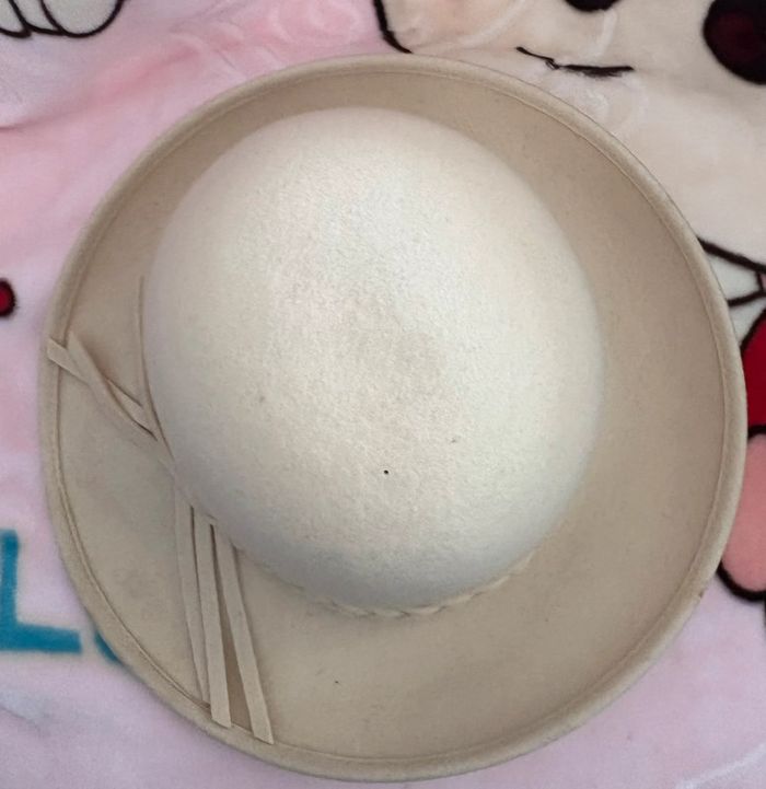 Chapeau crème - photo numéro 5