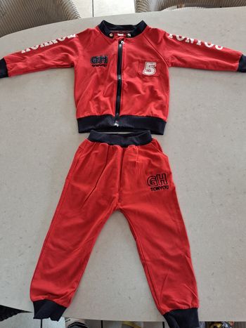 Ensemble rouge 3-4ans