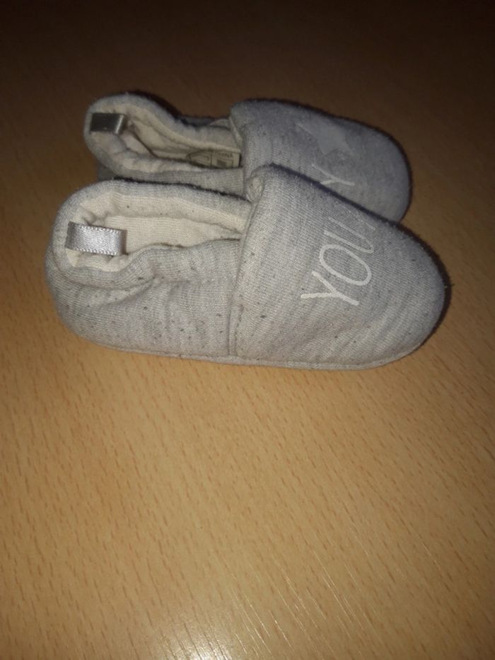 Chaussons 6/9 mois - photo numéro 2