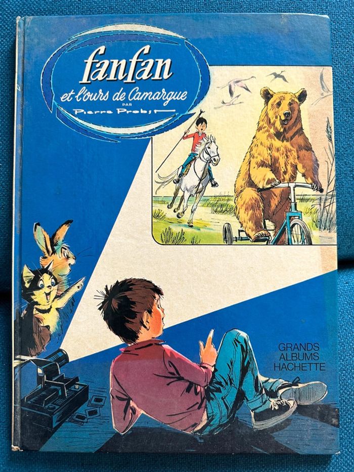 1970 Livre ancien Caroline et l’ours de Camargue Pierre Probst auteur Caroline albums Hachette