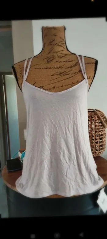 Débardeur haut top  lilas taille m  Reebok danse  sport