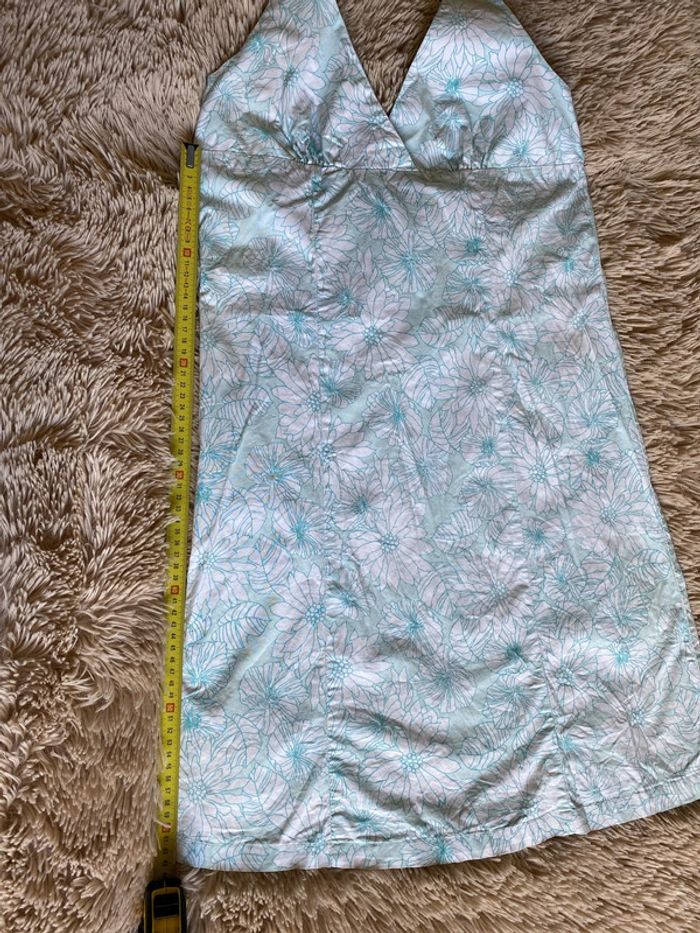 Robe dos nu - photo numéro 3