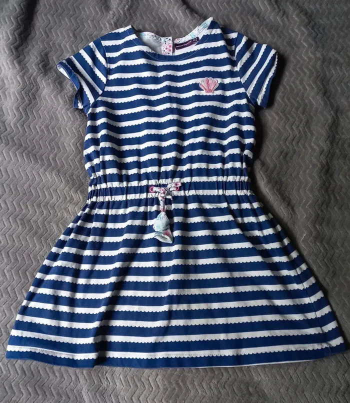 Superbe robe marine type marinière t7 SM