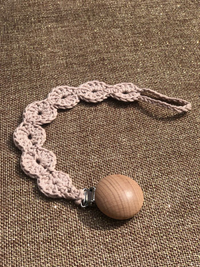 Attache tétine crochet - photo numéro 4