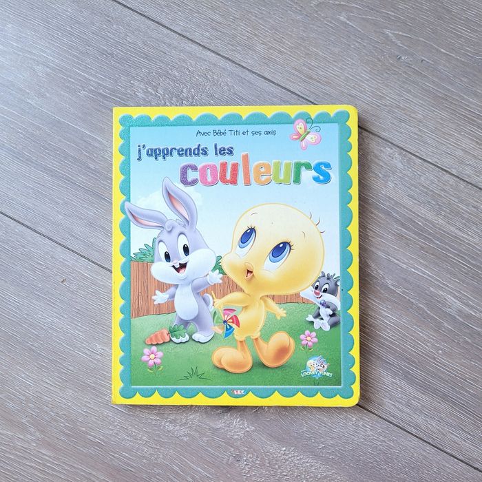 Livre J'apprends les couleurs avec bébé titi et ces amis. Looney tunes