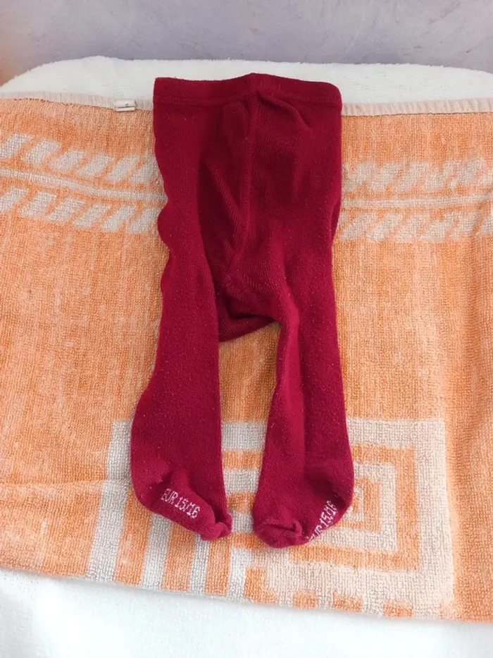 🚼collant bébé grenat 15 mois Kiabi