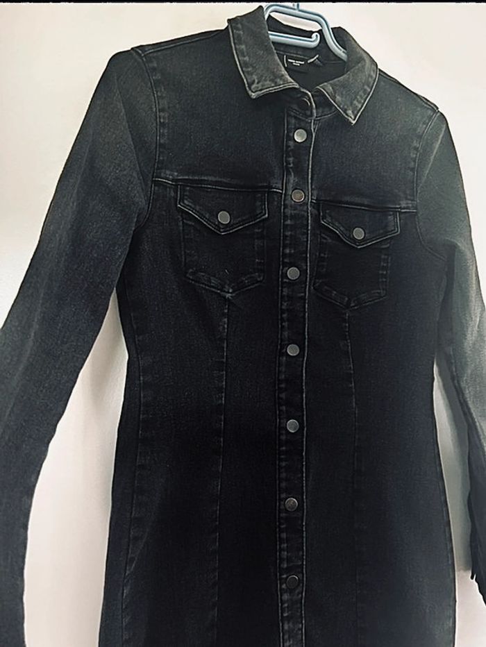 🖤 Robe en jean noire Vero Moda – Taille L - photo numéro 2
