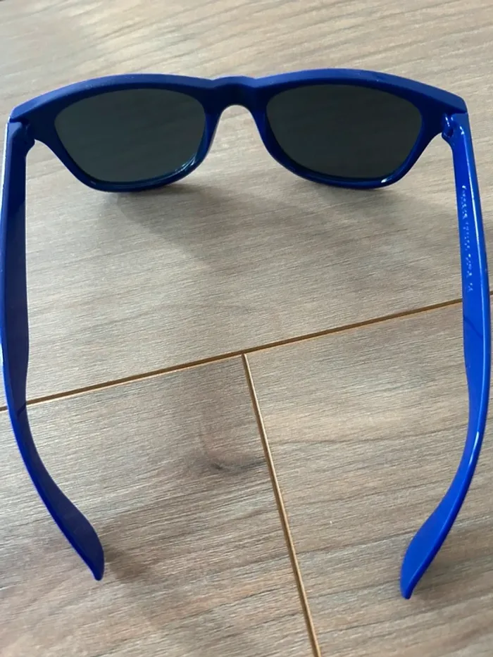 Lunette de soleil 🌞 - photo numéro 2