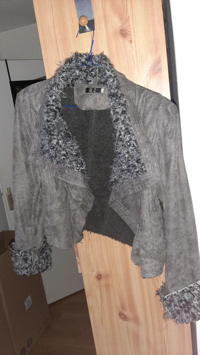 Jolie veste façon daim - photo numéro 2