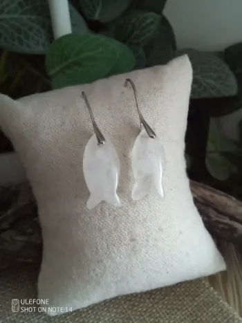 Boucles d'oreilles poissons en pierres de cristal de roche
